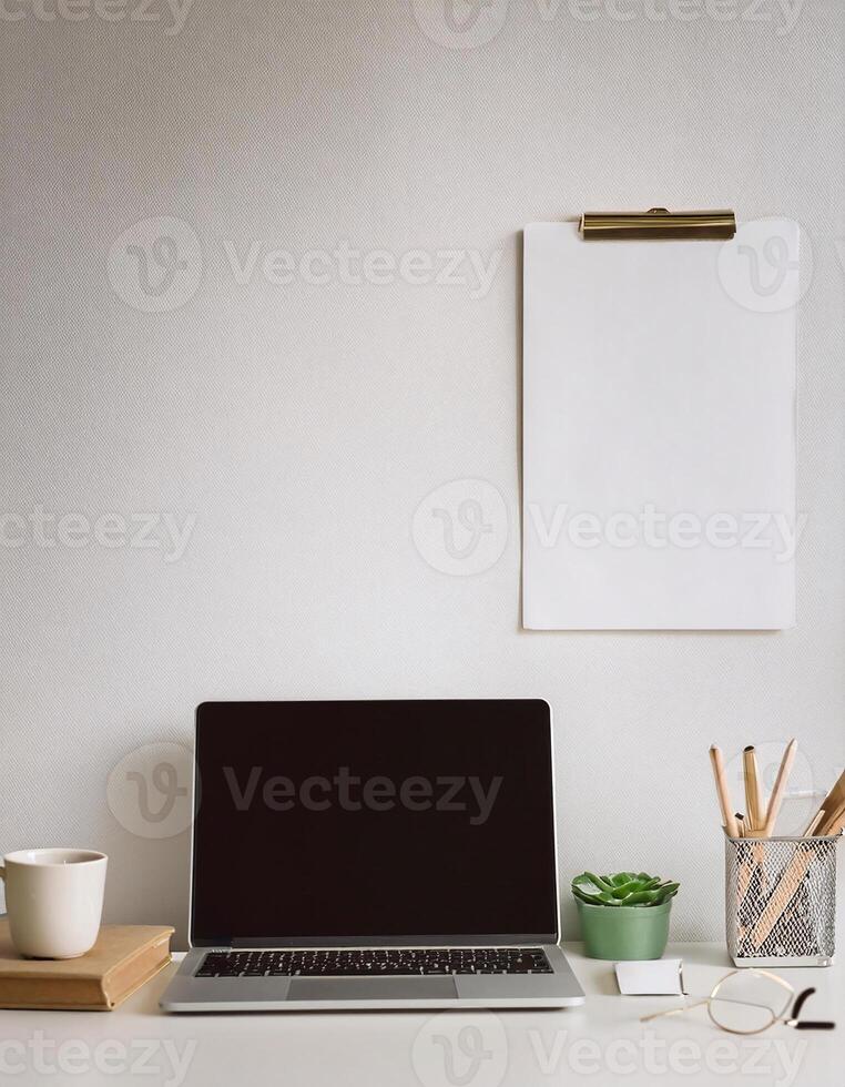 Functional and Stylish Minimalist Home Office Desk Layout photo