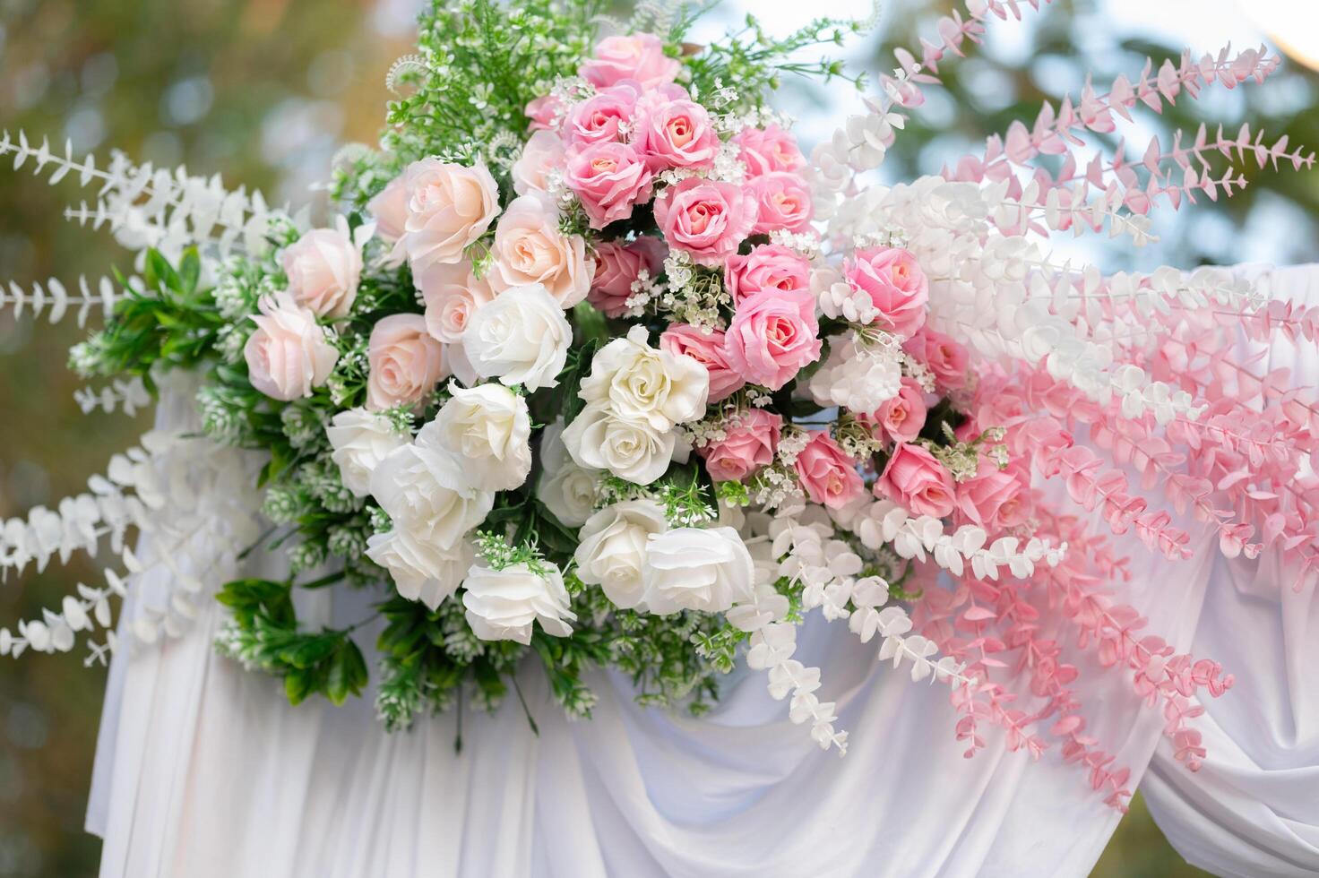 pink flowers with gold flowers photo