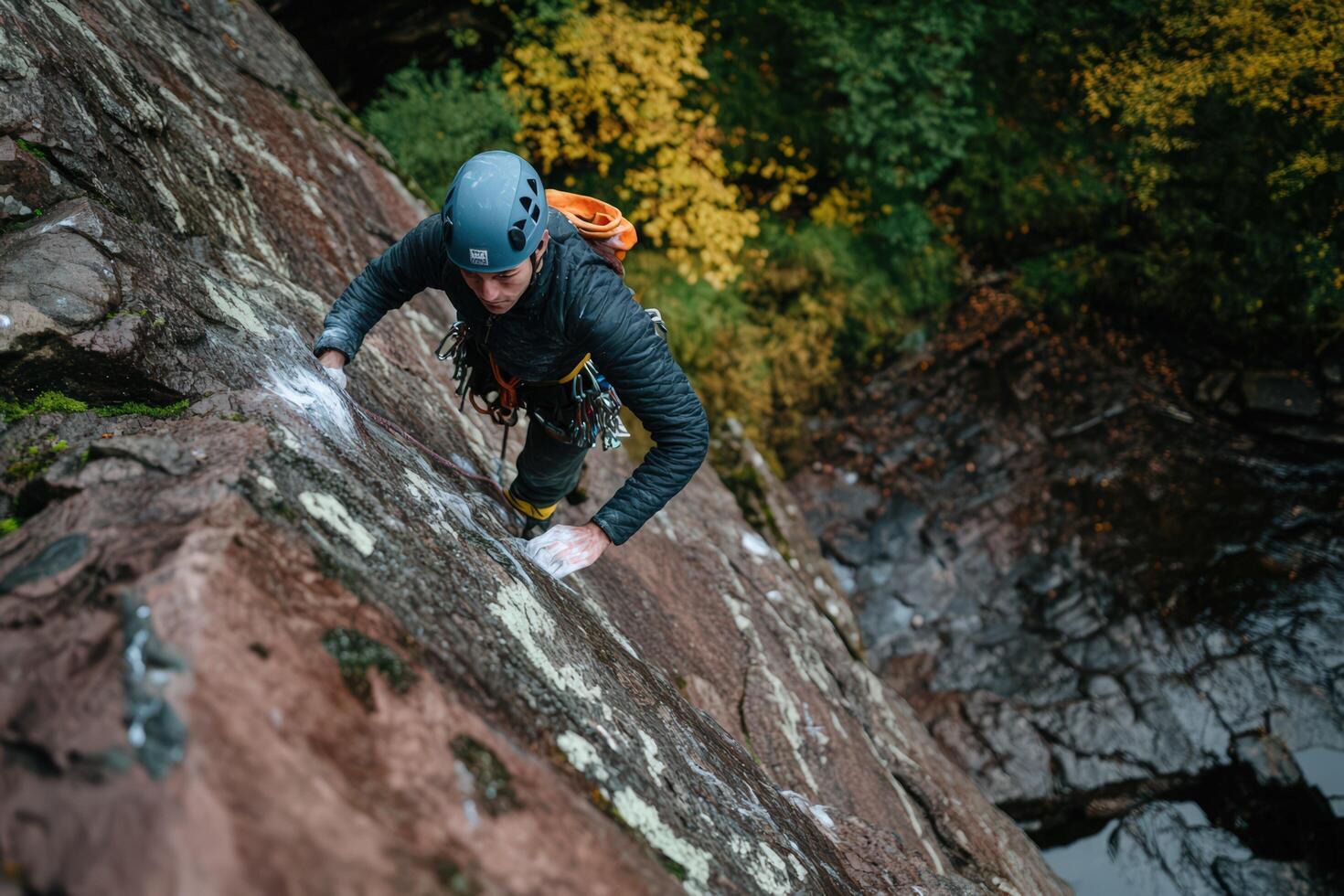 a man Extremes rock climbing7 photo