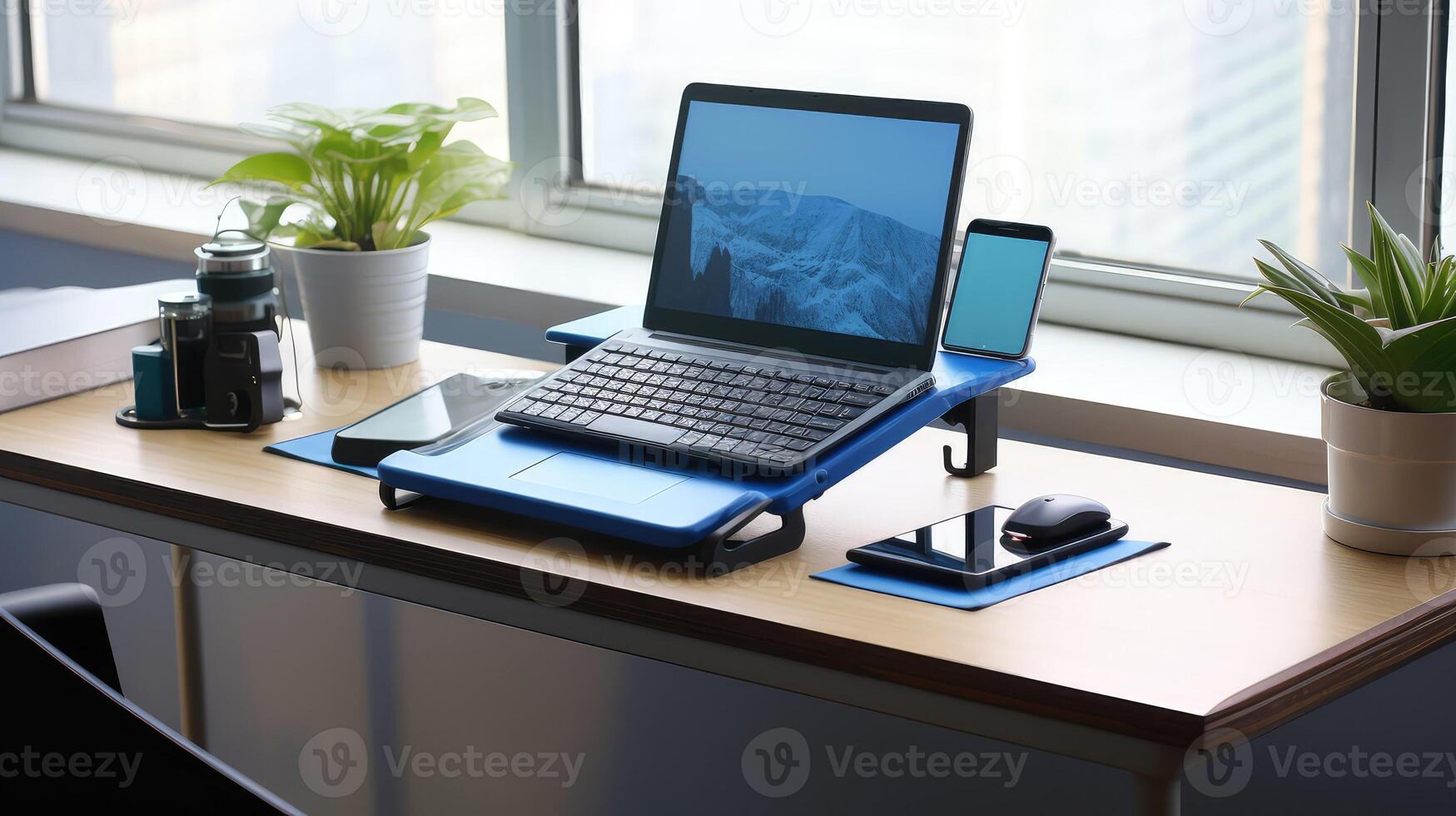 keyboard smartphone on desk photo