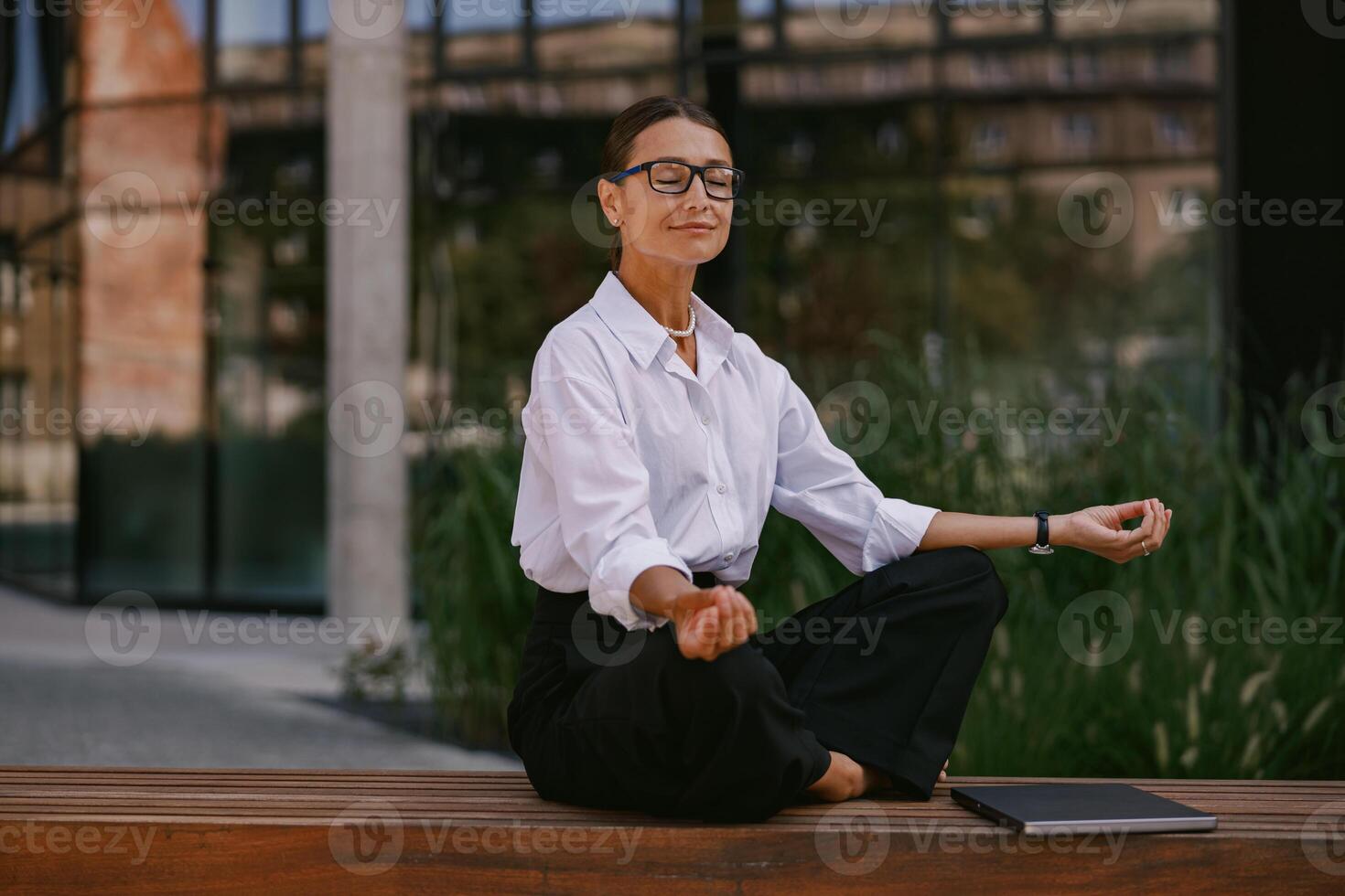 Exploring Zen Meditation Techniques in an Urban Workspace to Enhance Mindfulness and Focus photo