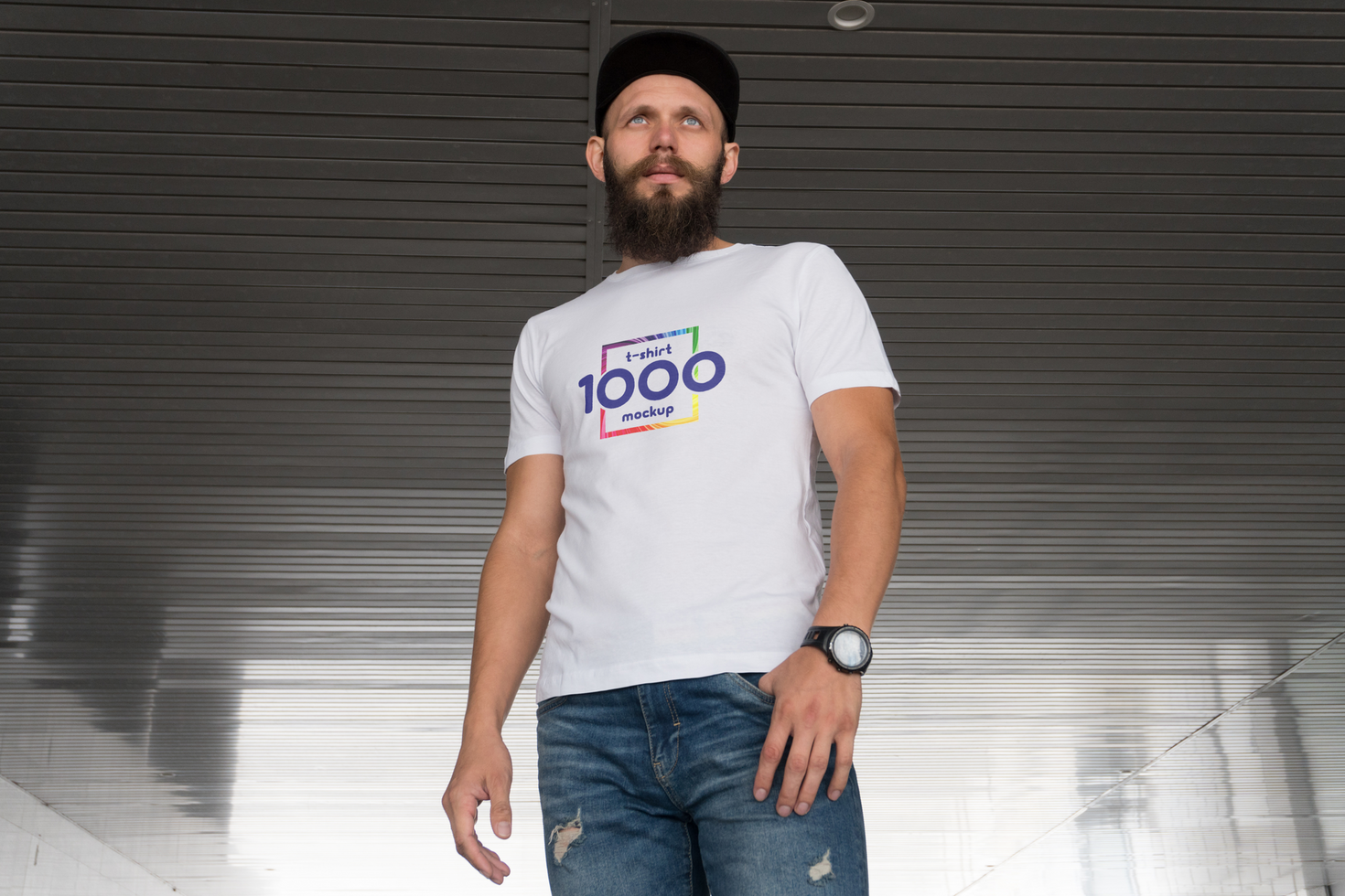 Man in White T-Shirt Mockup, Standing Underneath Metal Structure psd