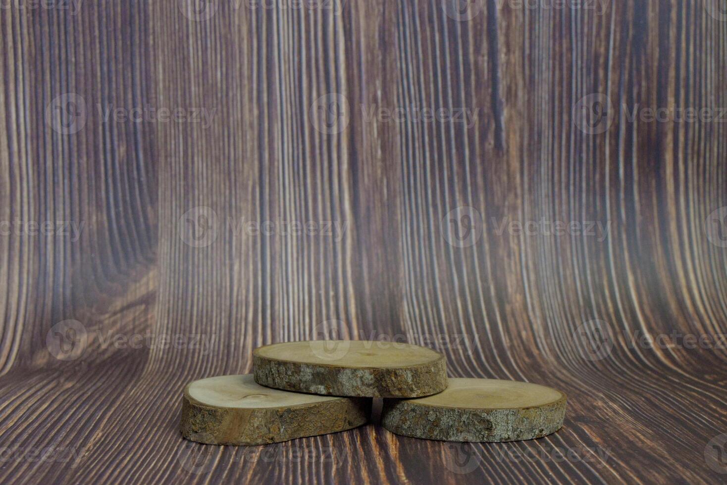 wooden coaster podium photo