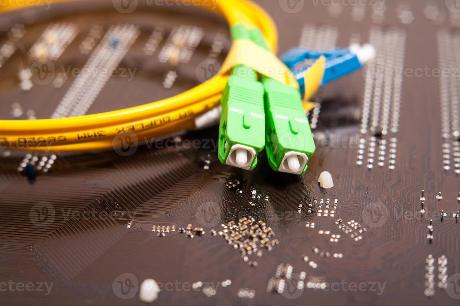 fiber optic patch cord. internet photo