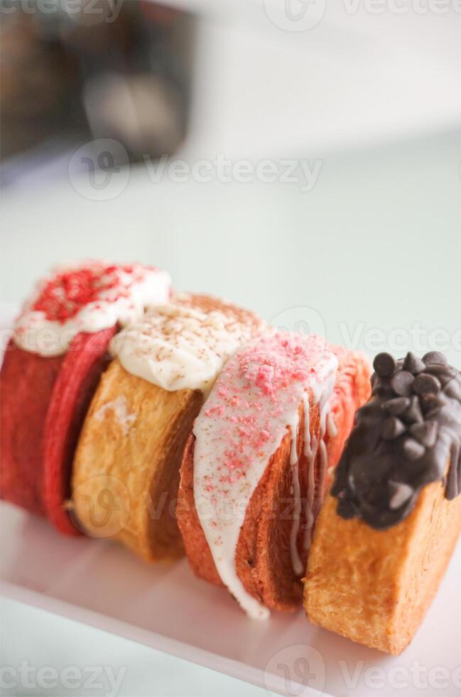Close Up Photography of Cromboloni Series photo