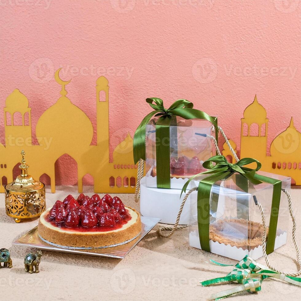 Ramadan and EID Mubarak Hampers Strawberry Cakes Series photo