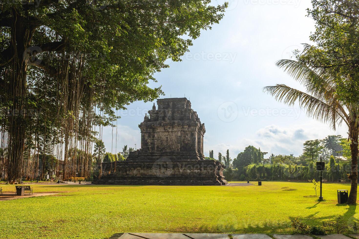 Mendut temple, a Buddhist temple located in Central Java, Indonesia photo