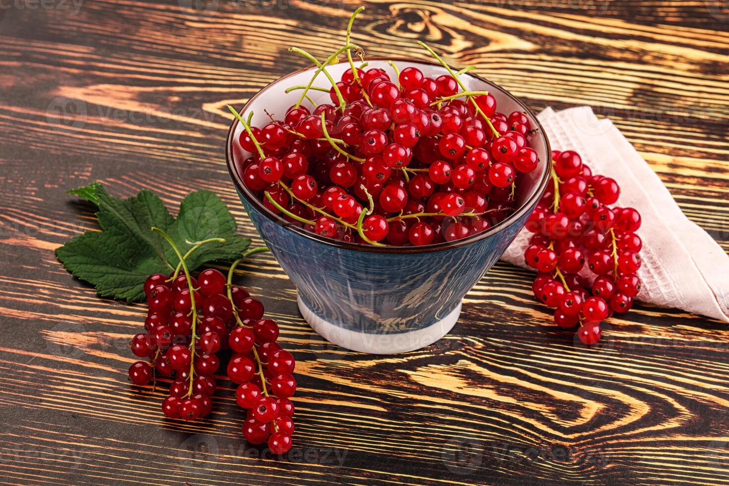 A bowl of red currants photo