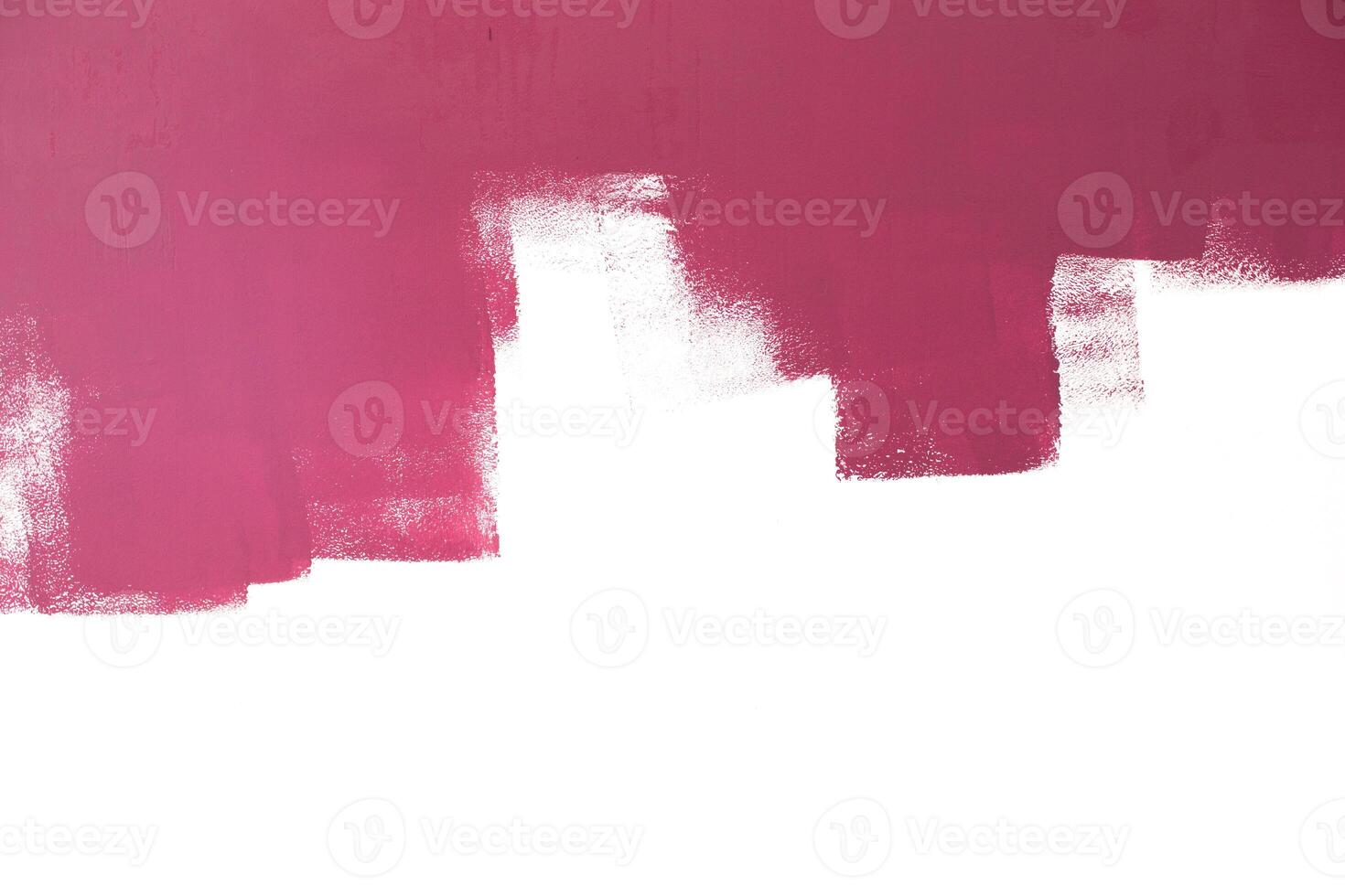 Painting on white surface wall by the roller brush photo