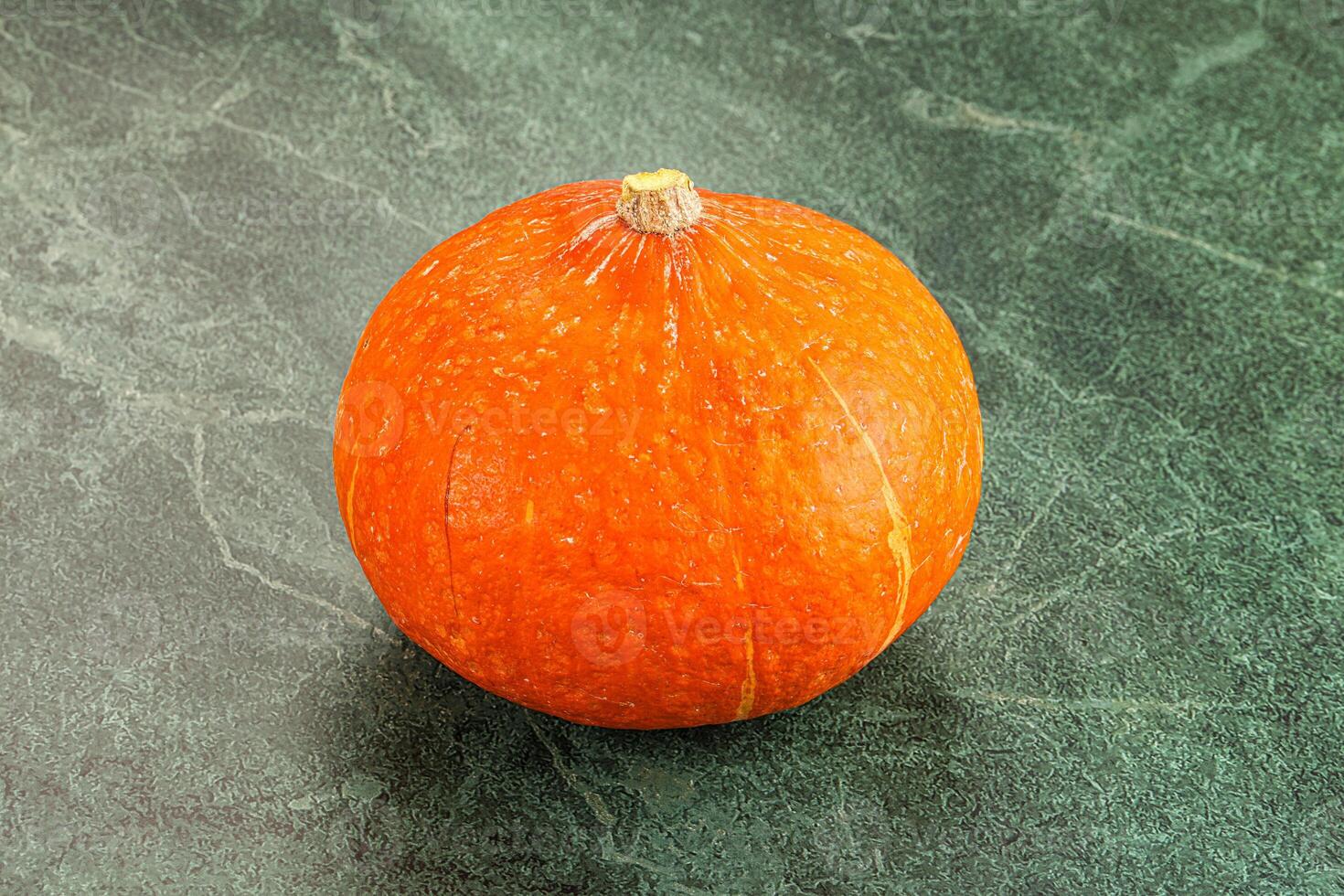 A small orange fruit photo