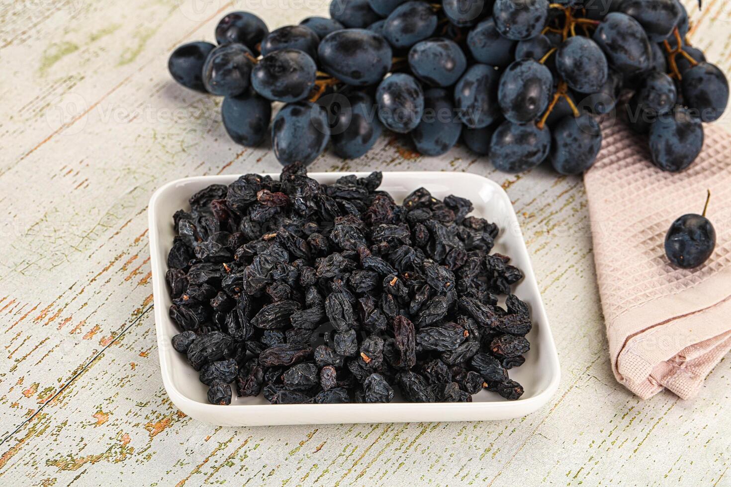 A bowl of grapes photo