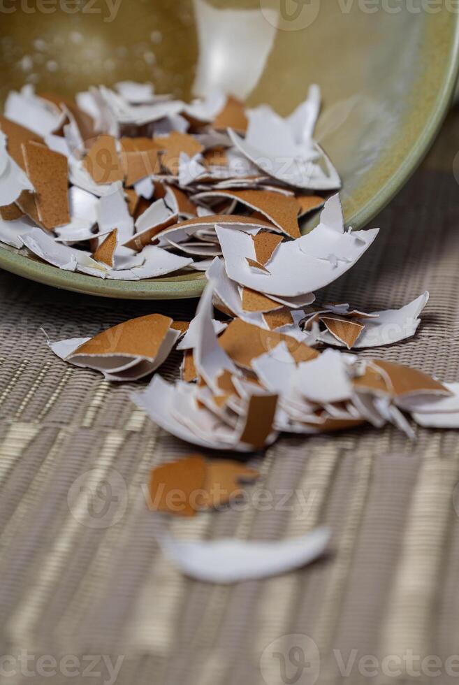 A bowl of shredded paper photo