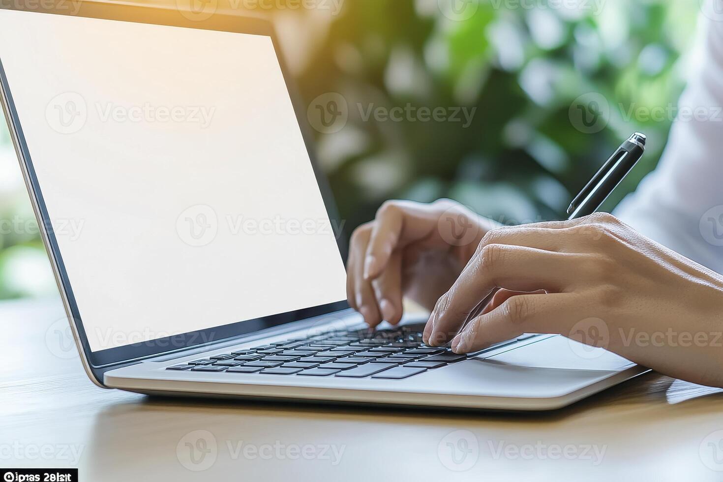 Modern Workspace Enhance productivity with our clean desk setup featuring a sleek laptop and ergonomic design Perfect for remote work, online learning, or creative projects, our image showcases photo