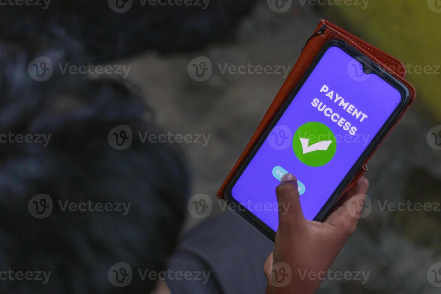 Successful Mobile Payment Confirmation on Smartphone Screen photo