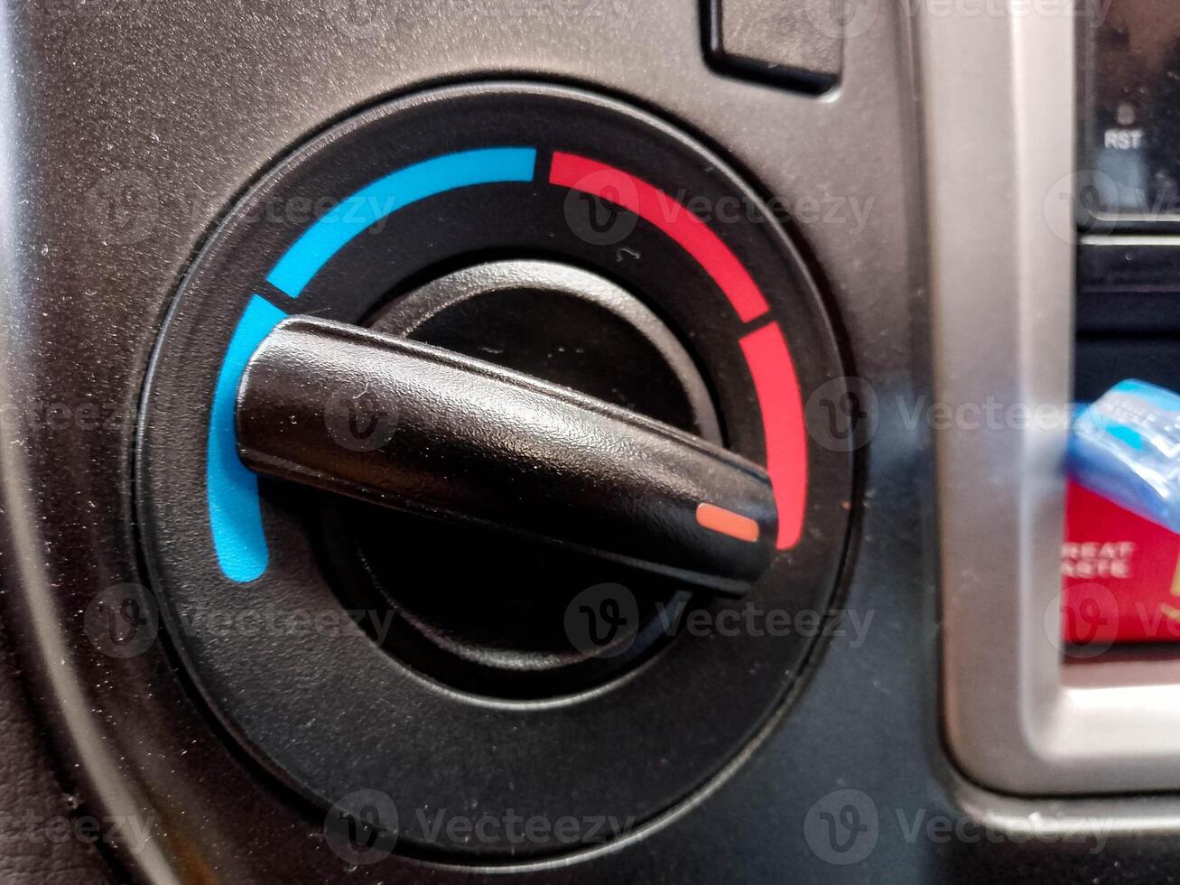 vehicle AC Controller at dashboard photo
