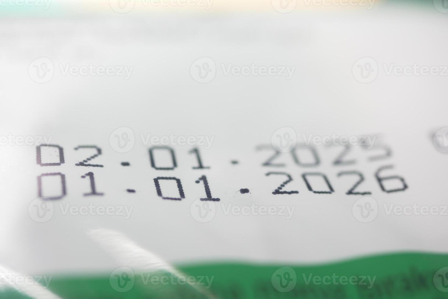 Key dates on packaging for 2025 and 2026 reference photo