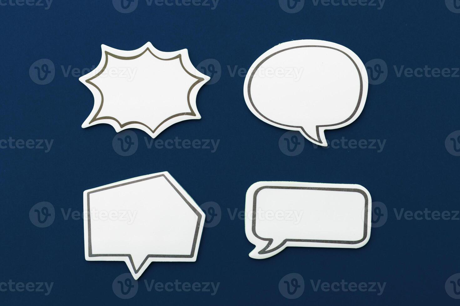 Social Media Chat Concept. Blank empty chat bubble for text photo