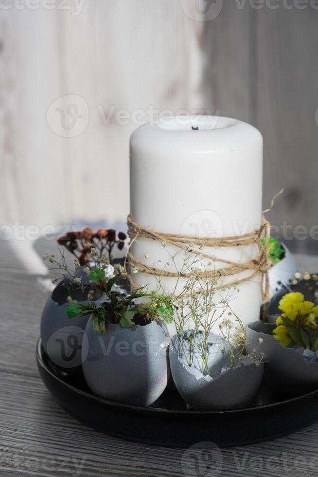 Tutorial How to make Easter table decoration with egg shells step by step instruction. Easter home decoration on wooden branch. Seasonal sustainable recycled decor photo