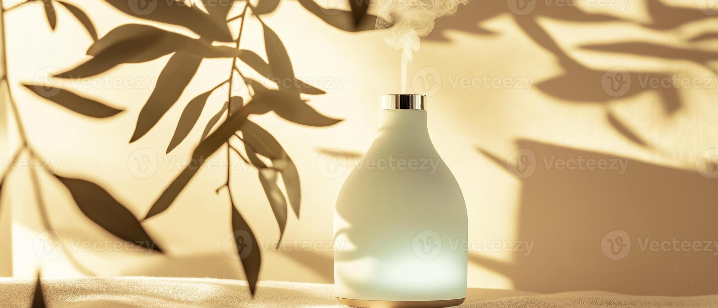 Aromatherapy Diffuser With Plant Shadows, Light photo
