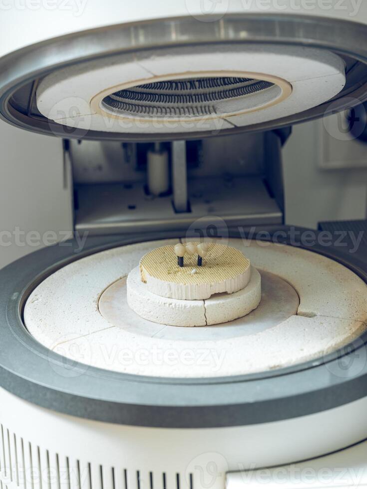 Artificial jaw in ceramic kiln photo