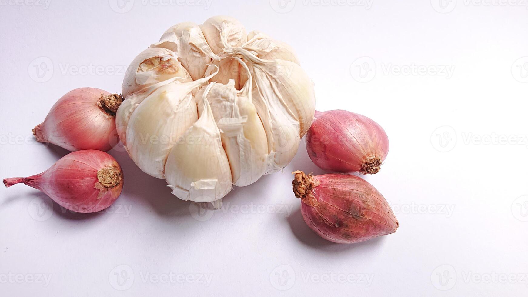 Garlic and Shallots. An important ingredient in cooking photo