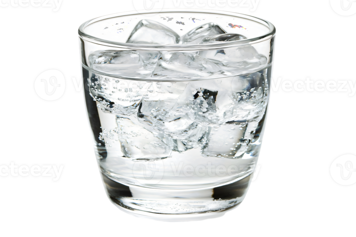 Refreshing Water with Ice Cubes in Glass Close up View png