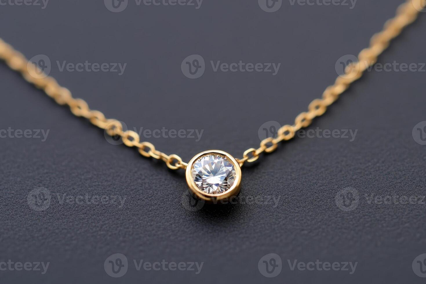 Elegant gold necklace featuring a sparkling gem on a delicate chain, perfect for special occasions and everyday wear photo