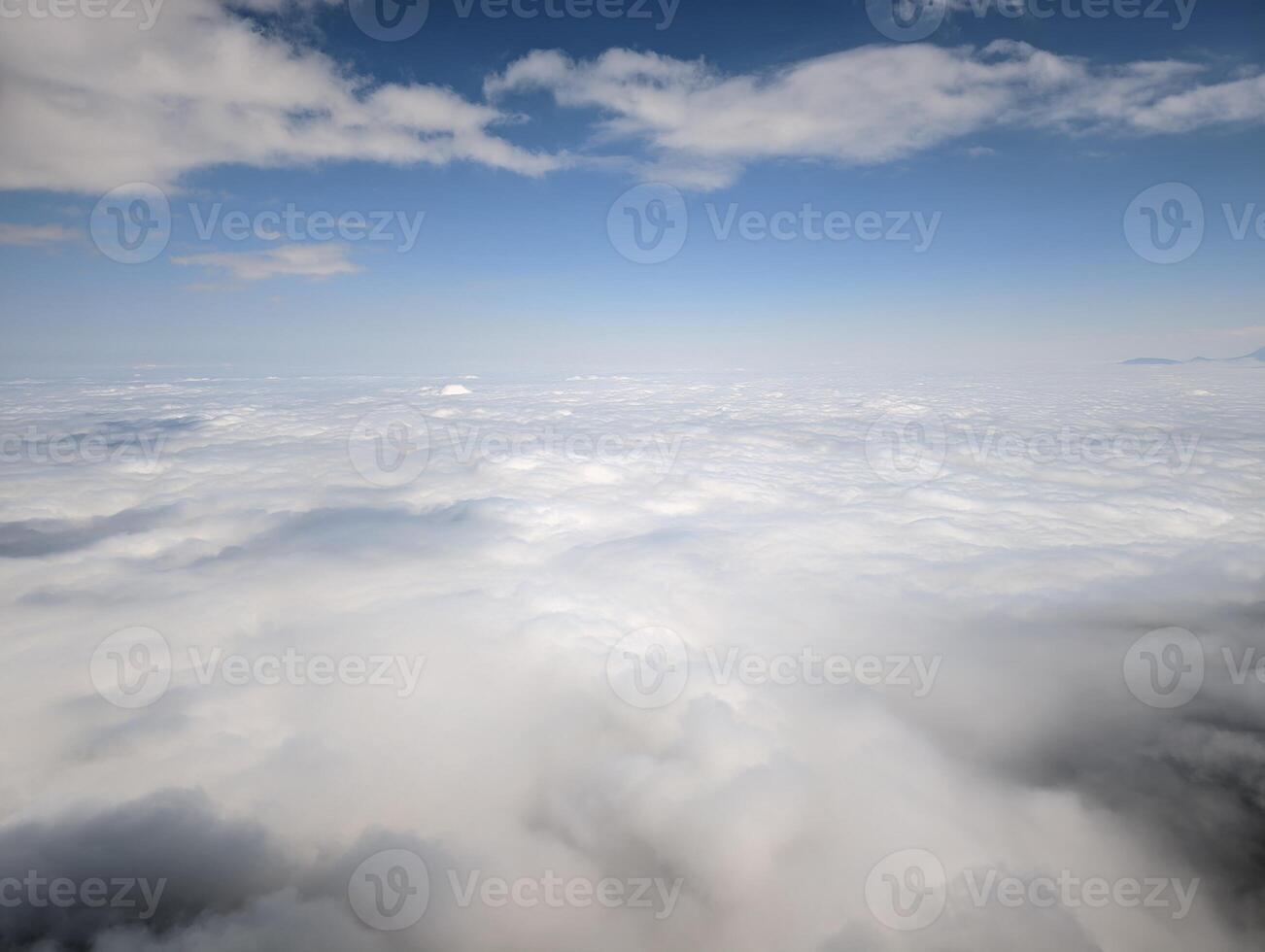 The Enchanting Cloud Sea at Wawu Mountain photo