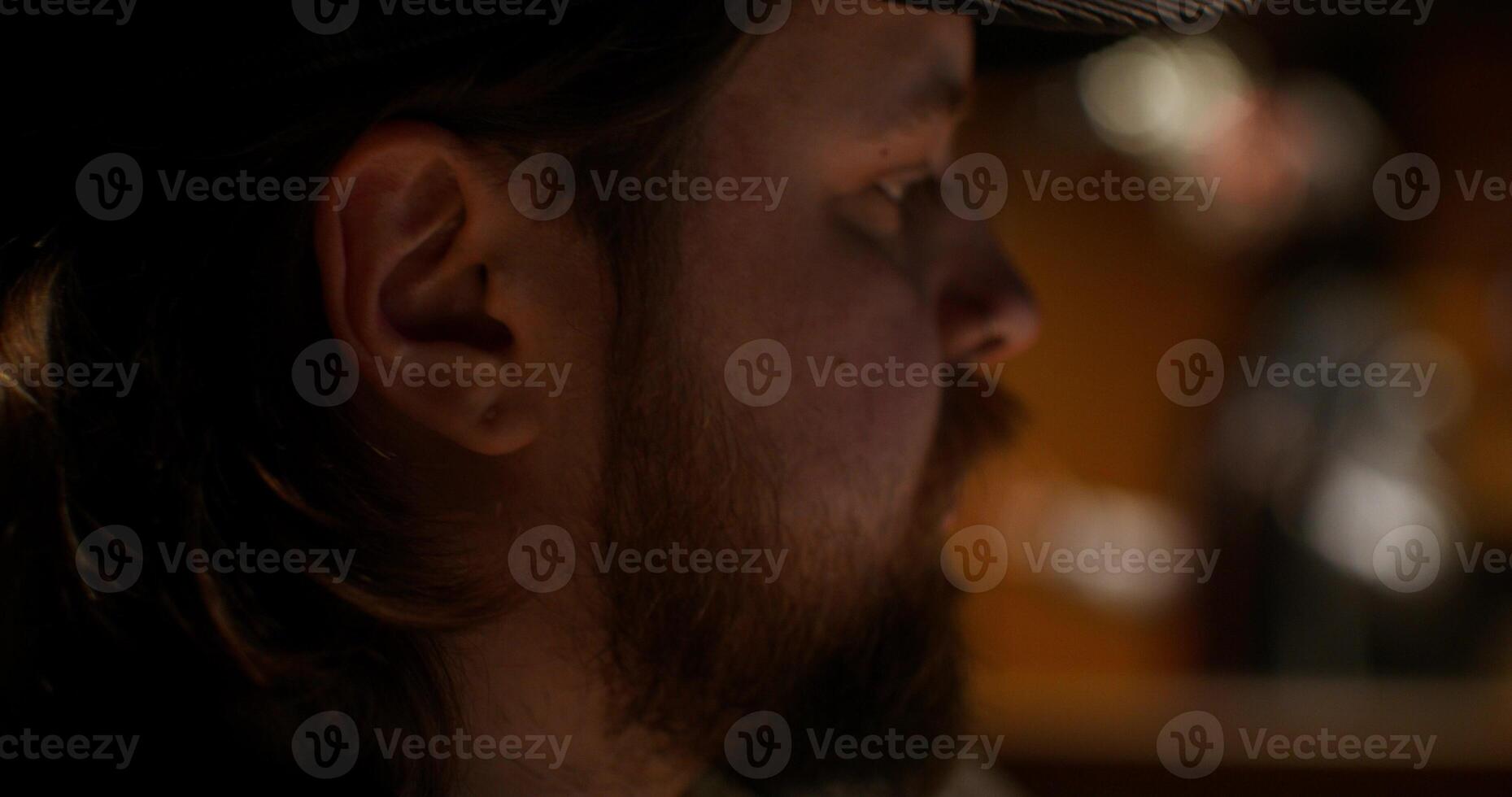 A man with a beard photo