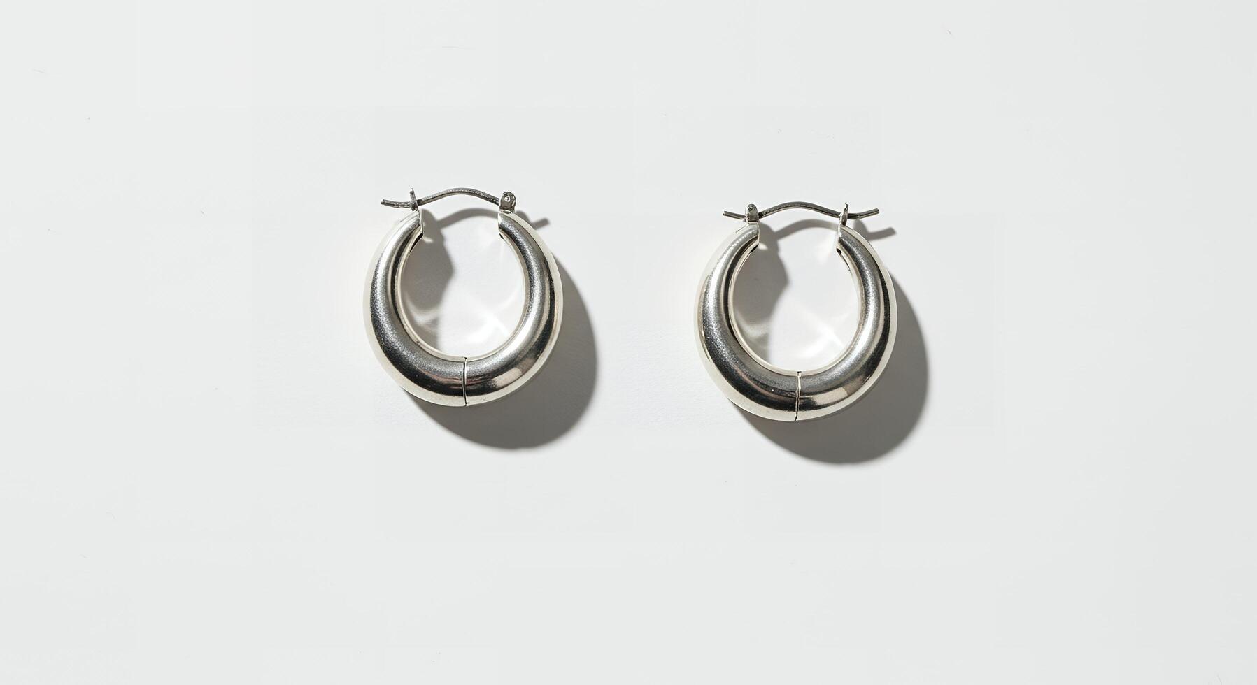 Elegant Silver Hoop Earrings Minimalist Jewelry Design for Modern Women photo