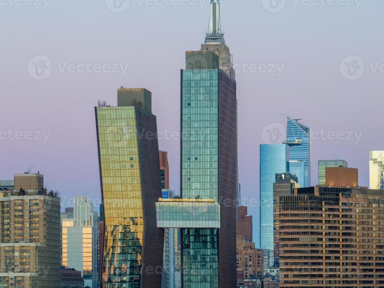 Apt Manhattan Skyline - New York City photo