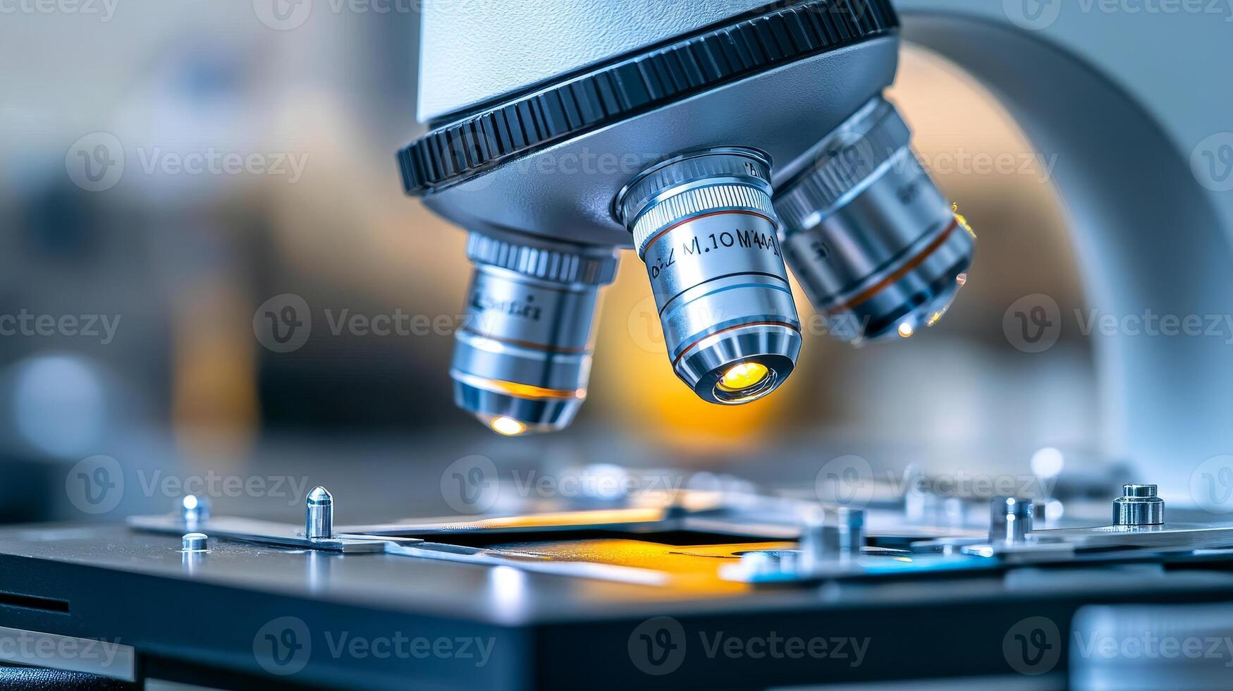 de cerca ver de un moderno microscopio, exhibiendo precisión y científico investigación foto