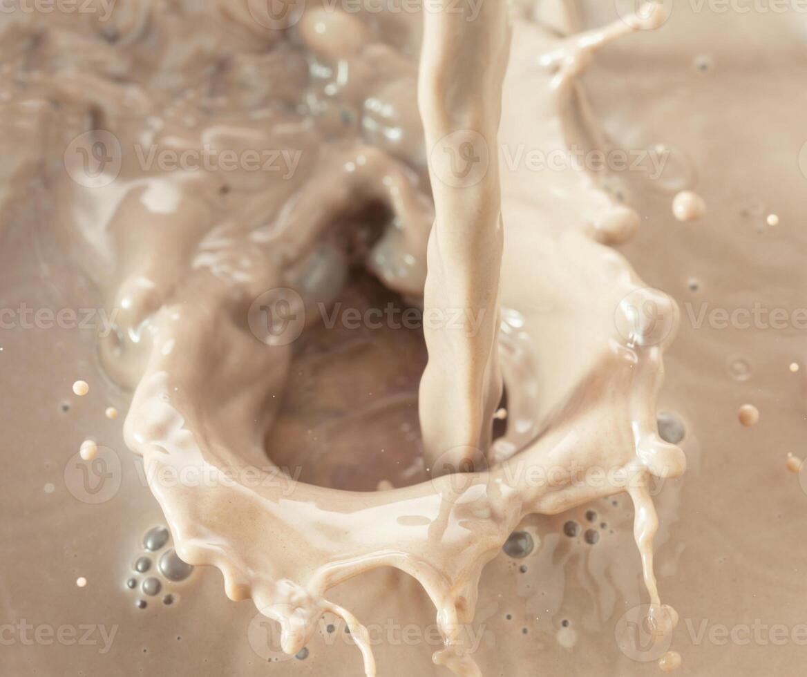 Pouring cocoa close up photo