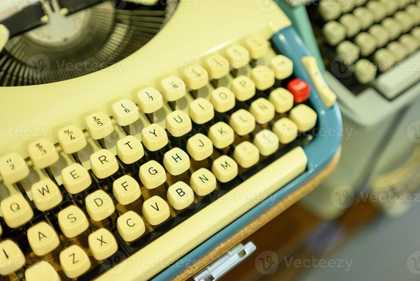 vintage keyboard closeup vintage keyboard closeup photo