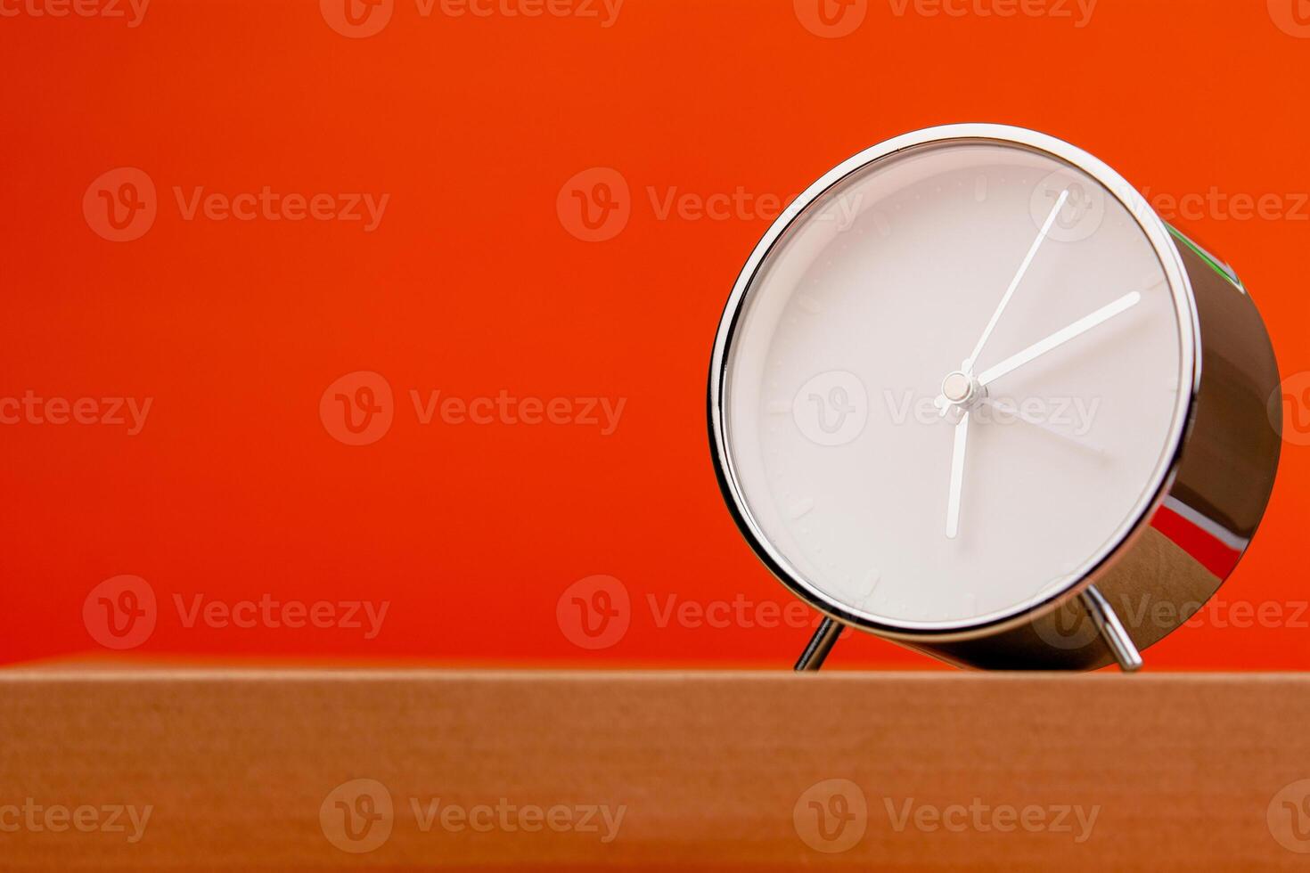Clocks tell time, work and daily life, managing time to the fullest photo