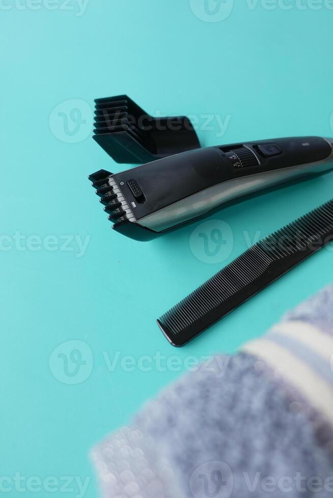 Essential grooming tools for a neat appearance at home photo