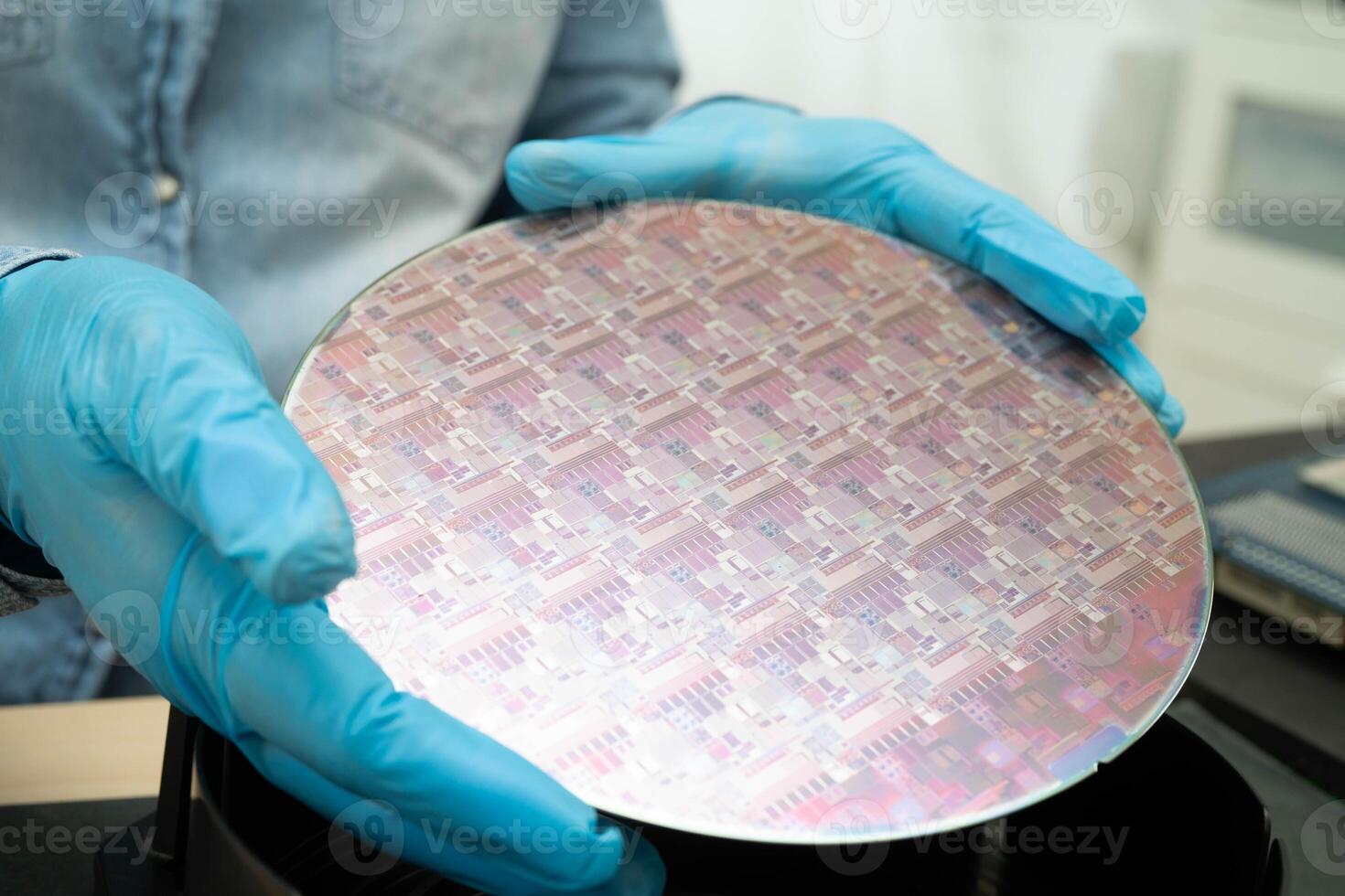 Silicon wafer for manufacturing semiconductor of integrate photo