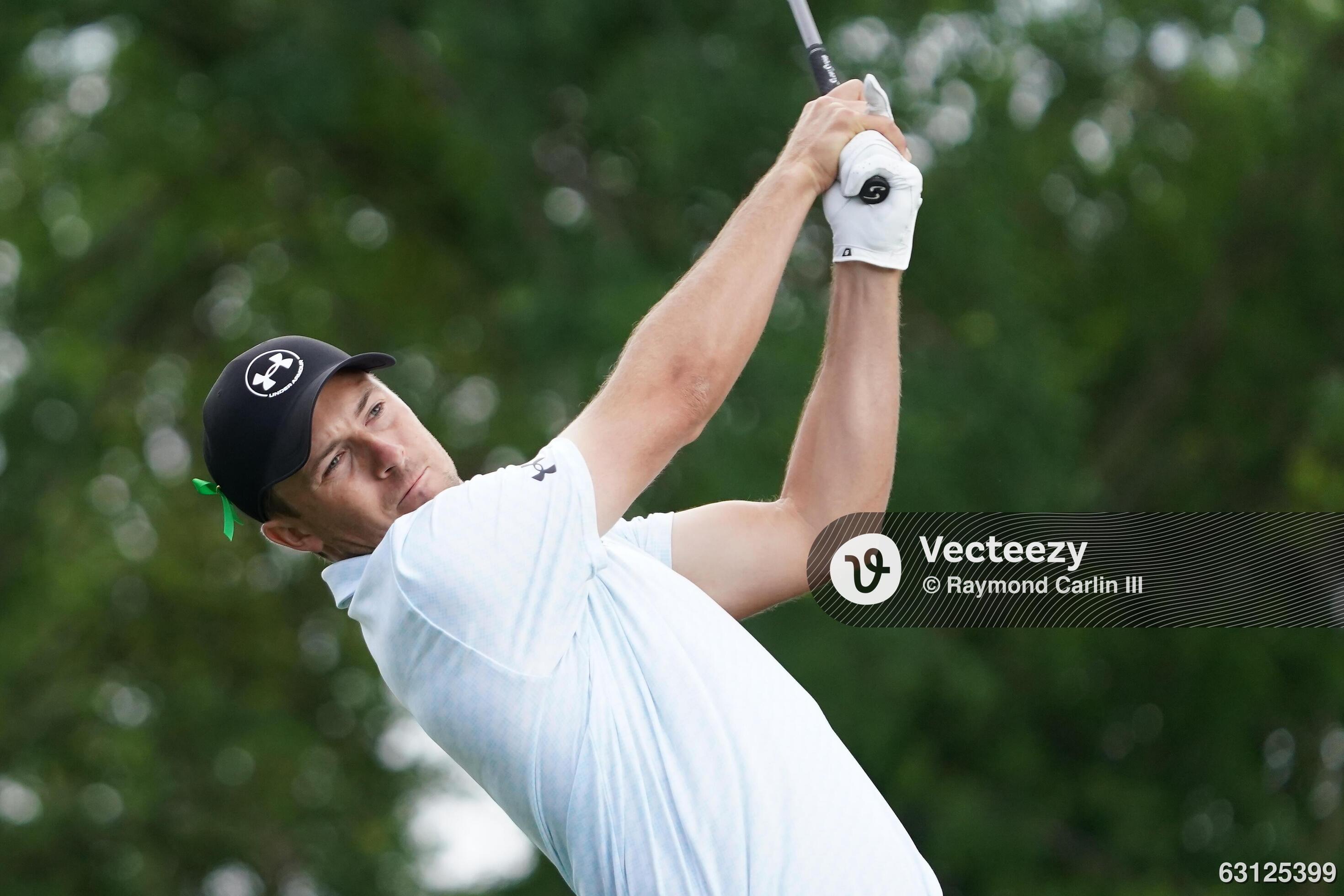 Jordan Spieth plays his shot from the fifth tee during the second round