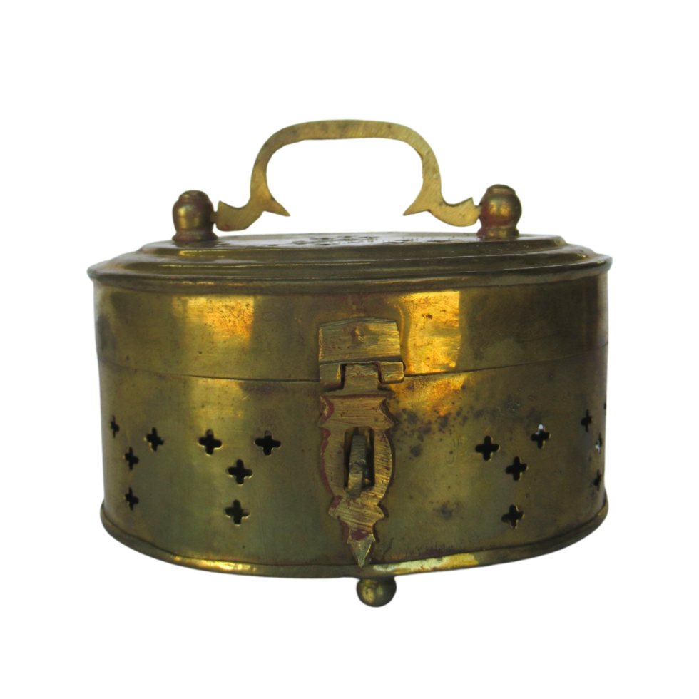 Oval Brass Cricket Box png
