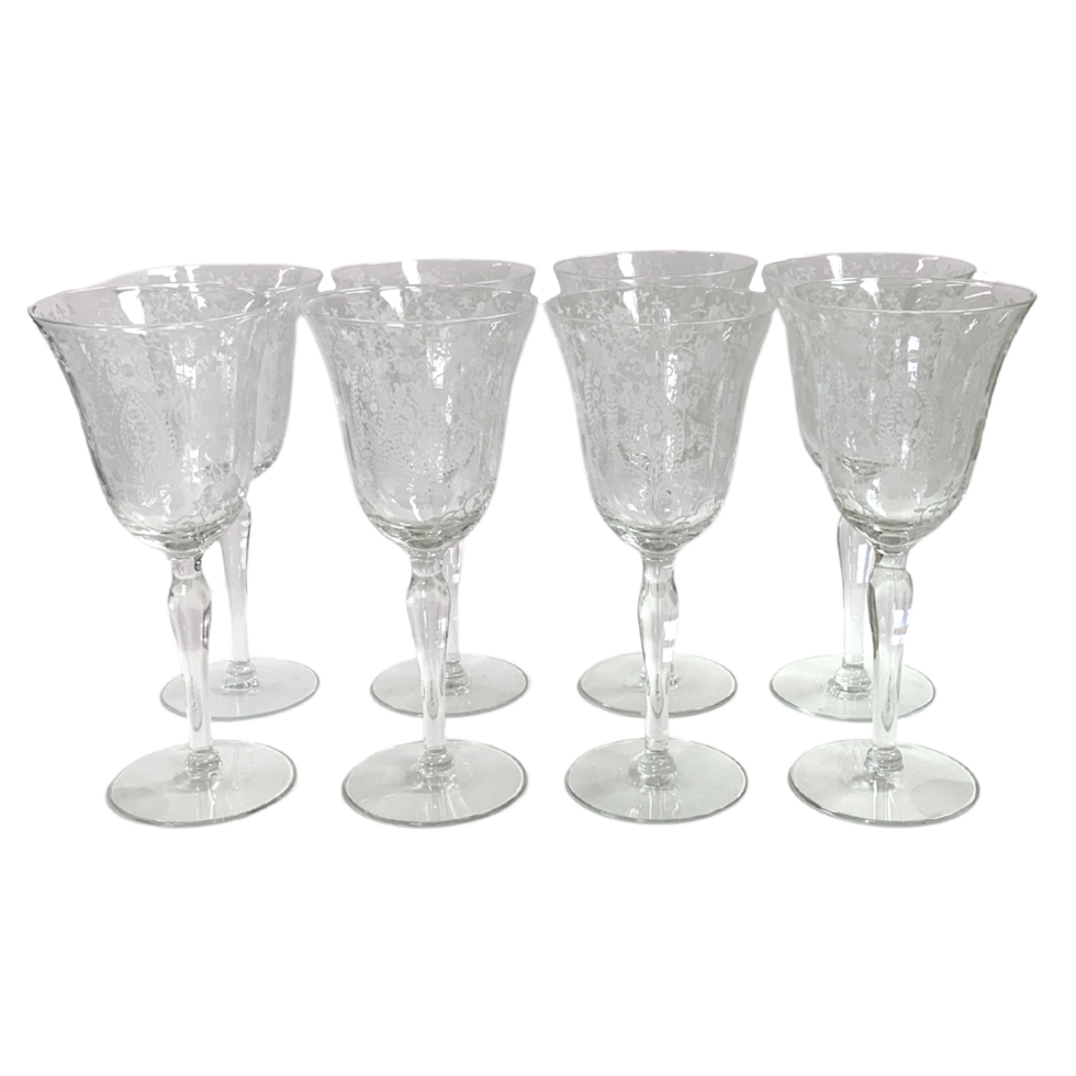 Set of Eight Vintage Crystal Goblets png