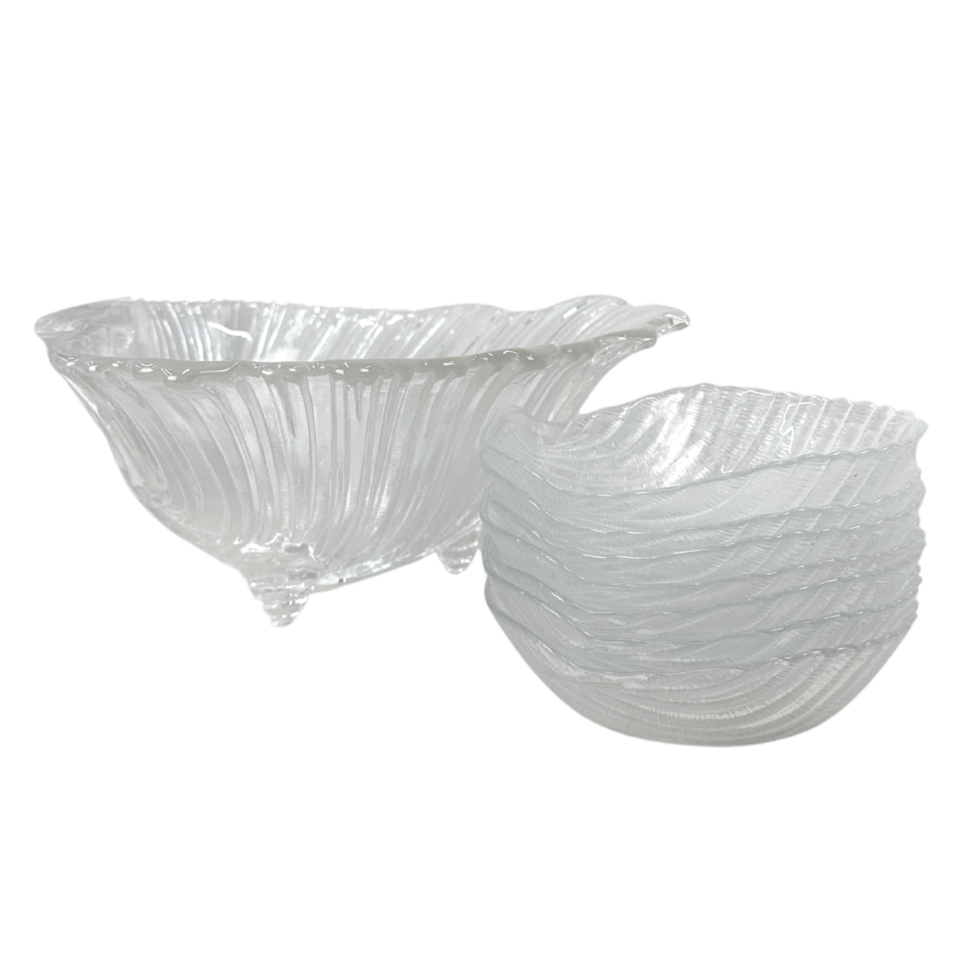 Crystal Footed Shell and Bowls Set png