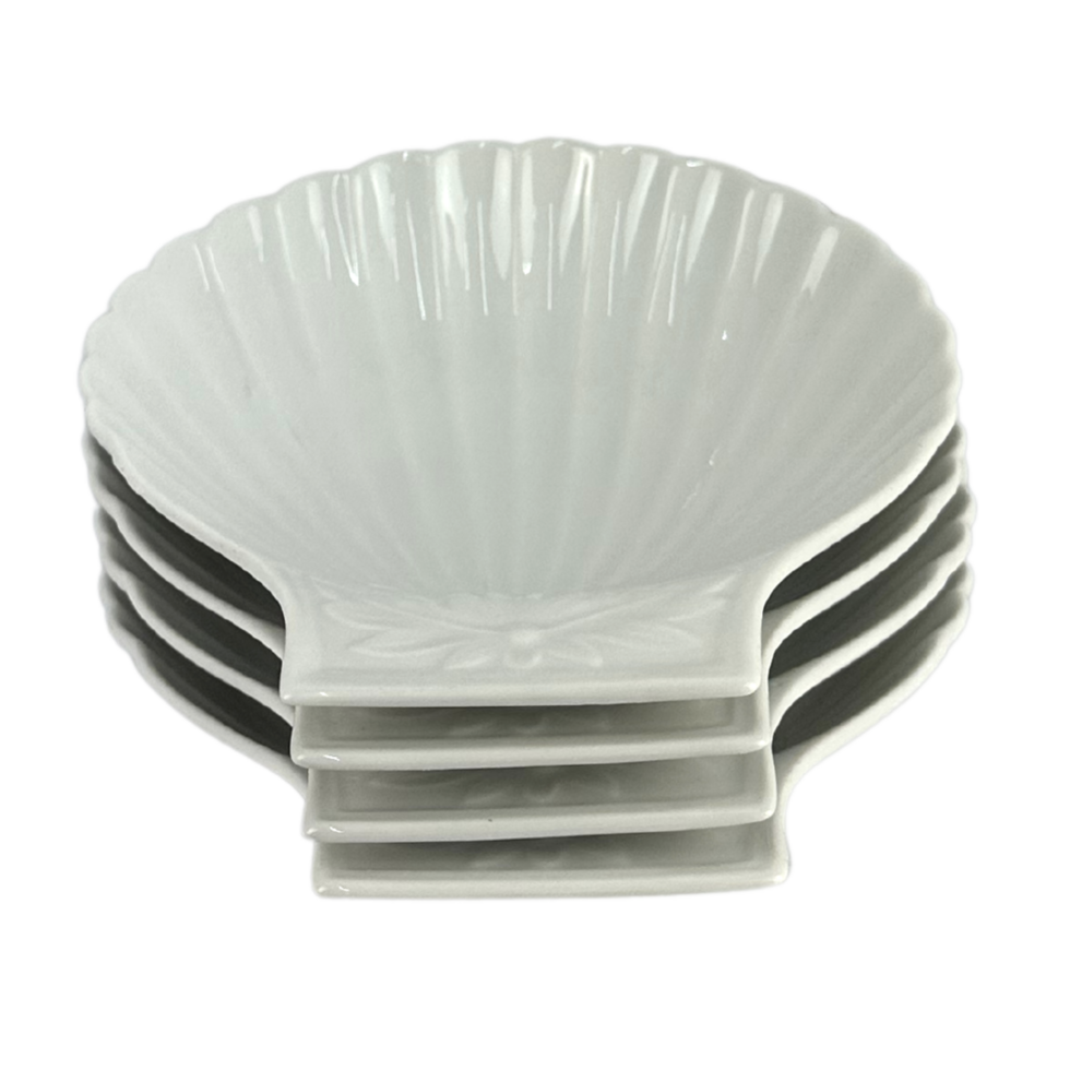 White Shell Plates Stack png