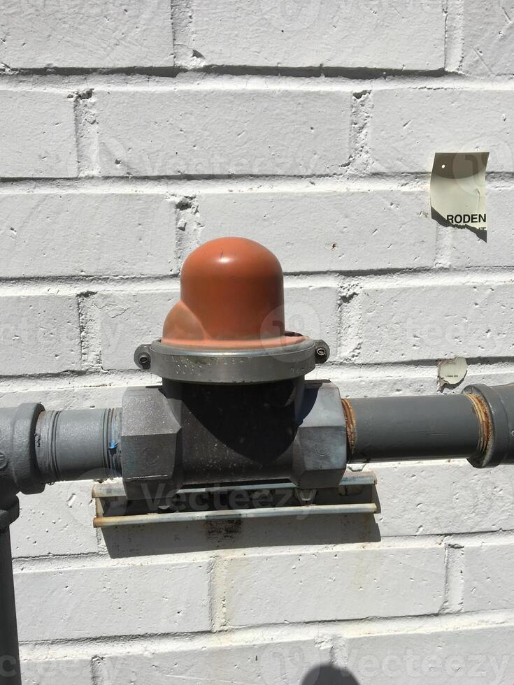 Earthquake Alert Safety System, Seismic Technology on Commercial Building photo