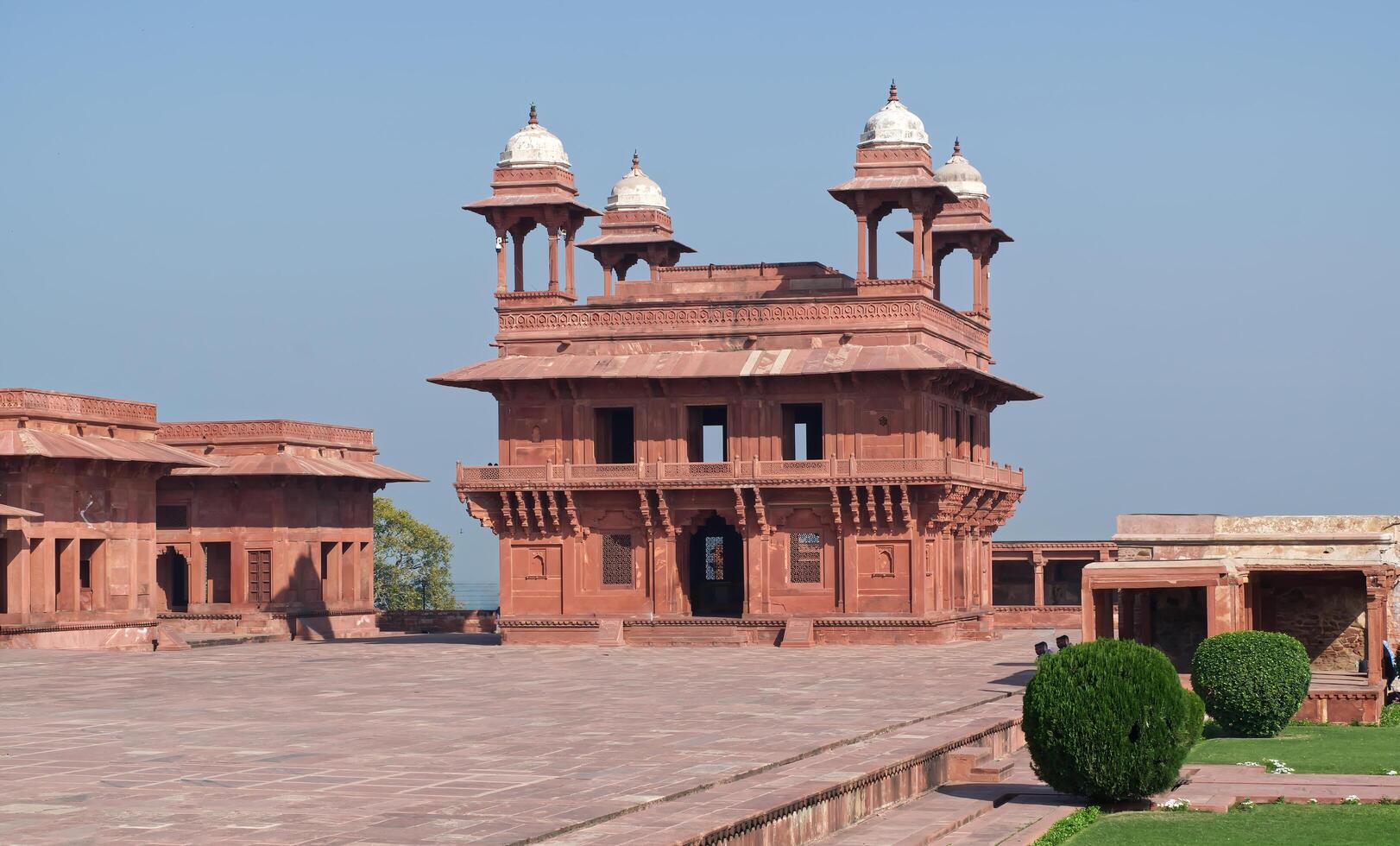 Diwan-i-Khas in Fatehpur Sikri Uttar Pradesh, India. photo