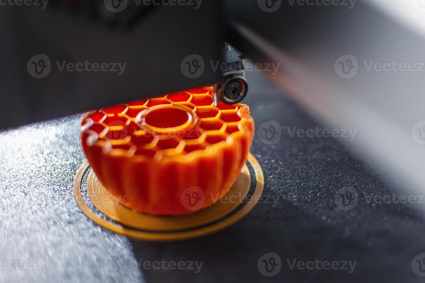 3d printer printing an object on the tray with pla filament, corn starch, non-waterproof filament, technology photo