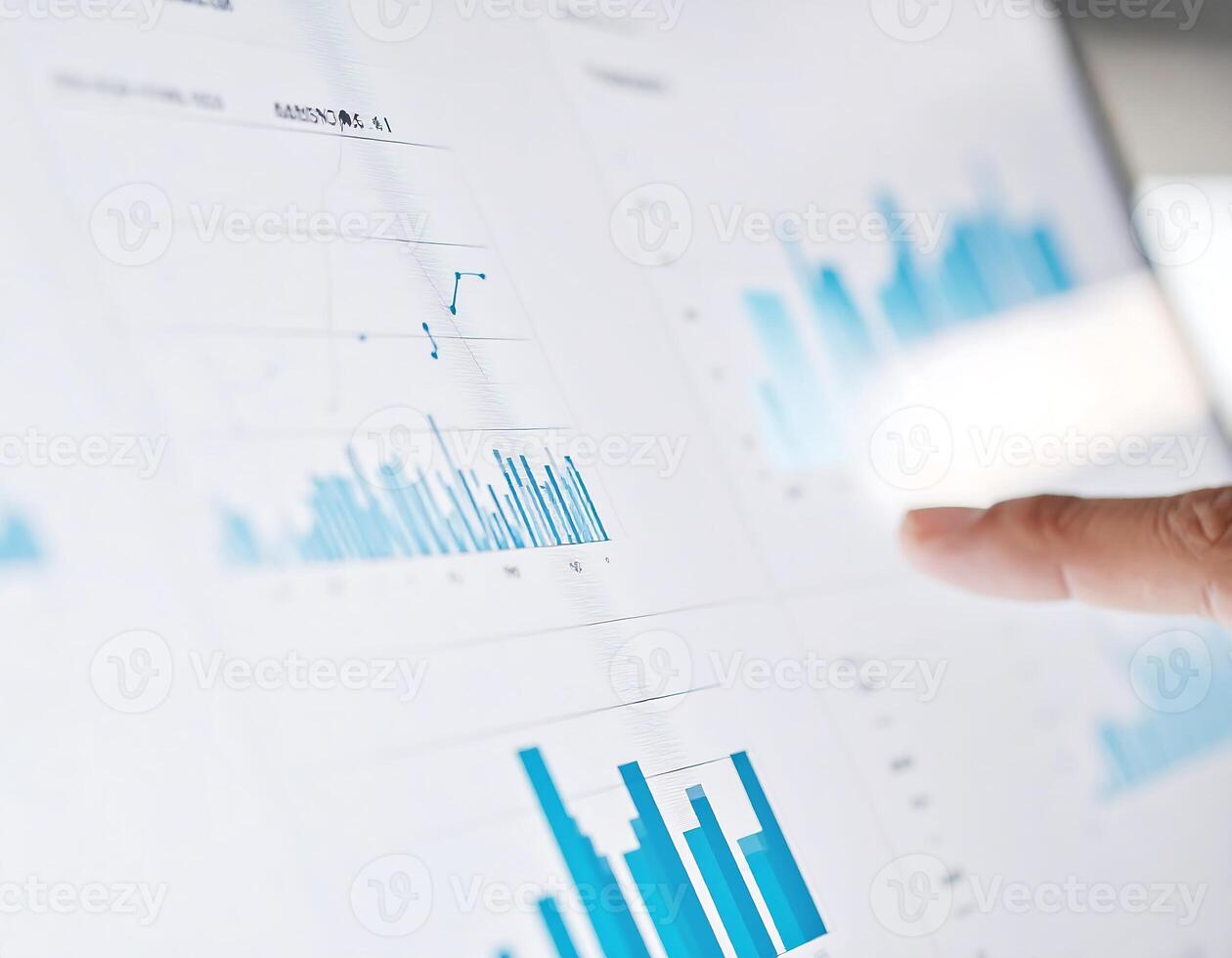 Dynamic Business Infographics with Animated Charts and Data Insights photo