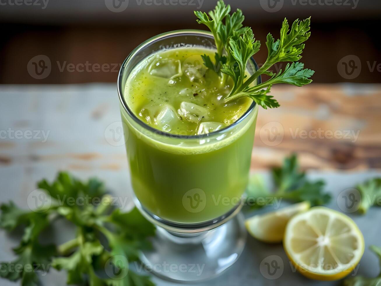 Refreshing Green Juice with Ice and Garnish photo