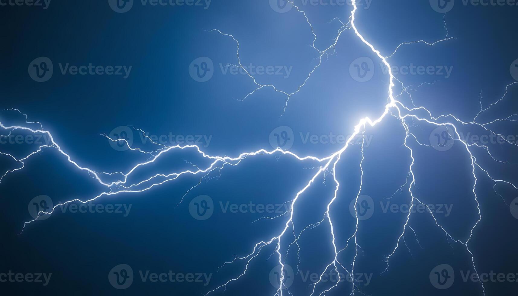lightning bolt is shown in the sky photo