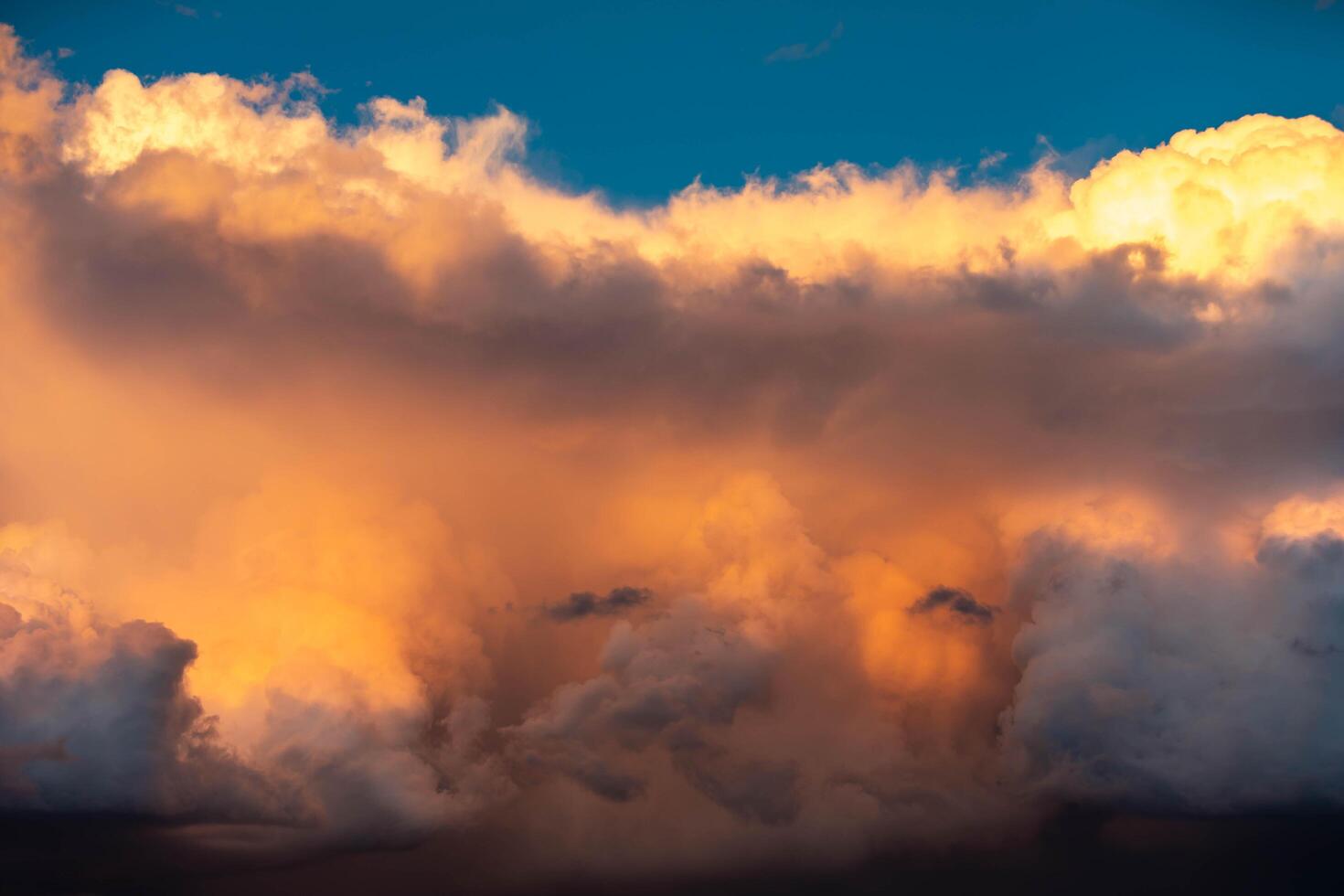 Multicolored sky with clouds and dramatic lighting special picture photo