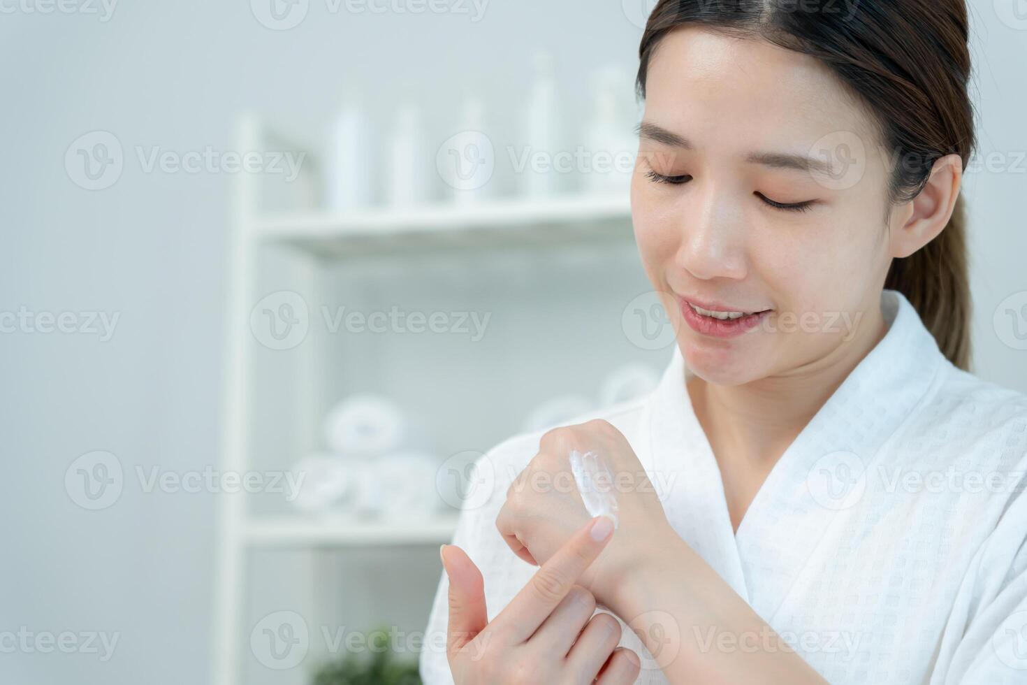 skin hand, Woman applying organic moisturizing hand cream, hand skin care concept, winter, female skin protection, beautiful woman skin care with hand cream, lotion on hands photo